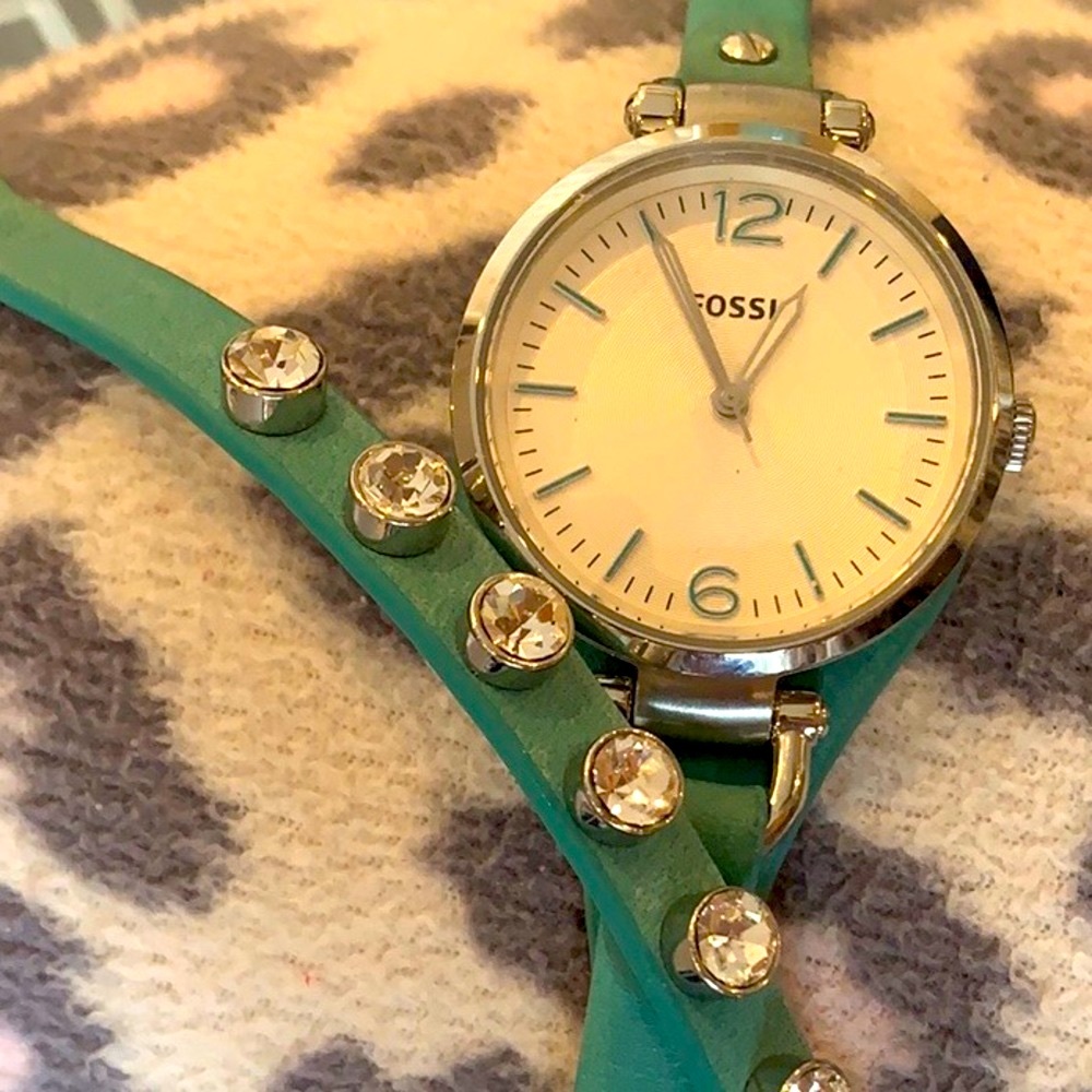 Watch - Picture 3 of 6